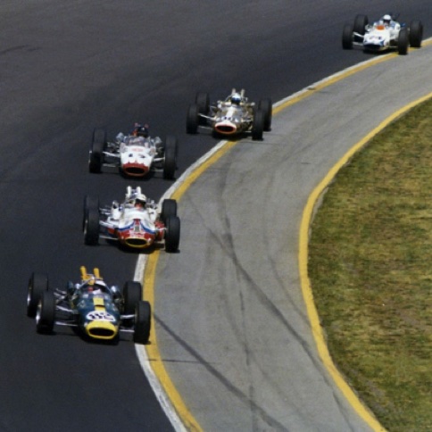 JIm devant la meute !
© Dave Friedman